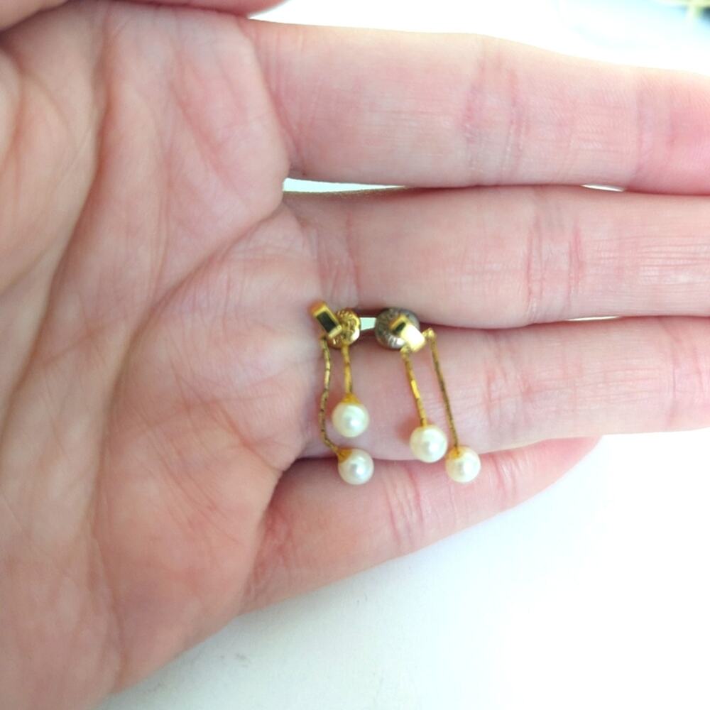 Vintage Marvella Gold Tone Chain Dangle Drop Delicate Dainty Faux Pearl Earrings - Picture 3 of 4